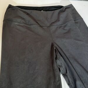 Lysse size X Large black faux suede high waist control legging